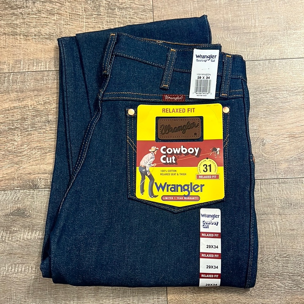 mens relaxed fit, cowboy cut wrangler jeans